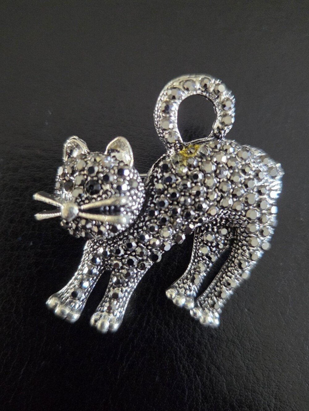 Cat Crystal Brooch - NIP